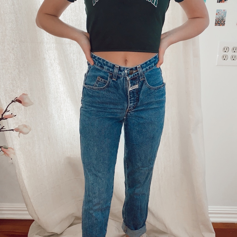 thrifted mom jeans